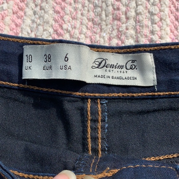 Denim co Dark Wash Shortie Short Jean sz 6 - Picture 2 of 5